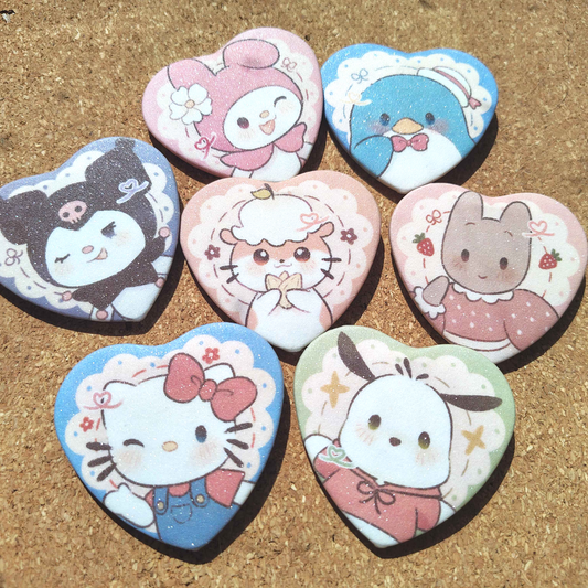 Sanrio | Botones de corazón